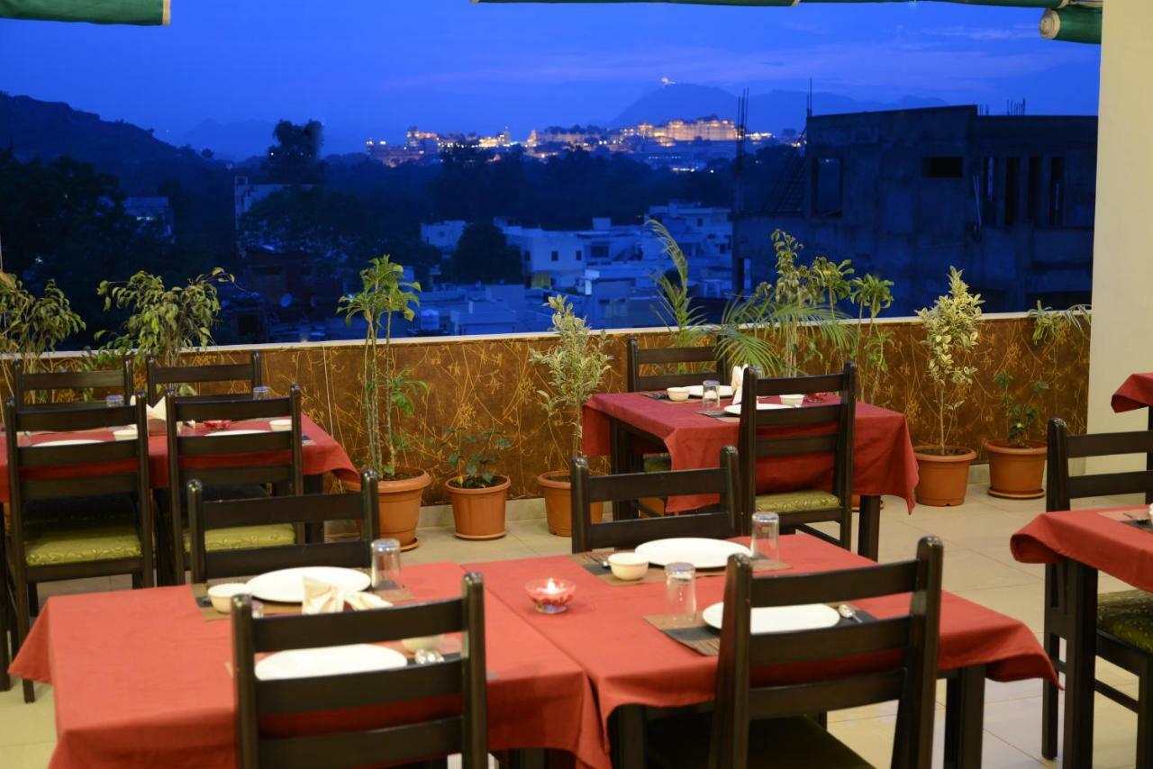 Hotel Sanobar Udaipur Dış mekan fotoğraf
